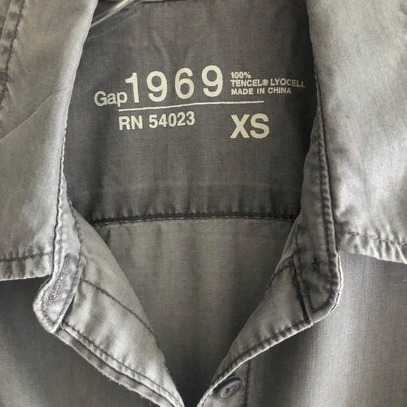 GAP 1969 Stone Washed Western Style Button Down Top - Picture 3 of 11